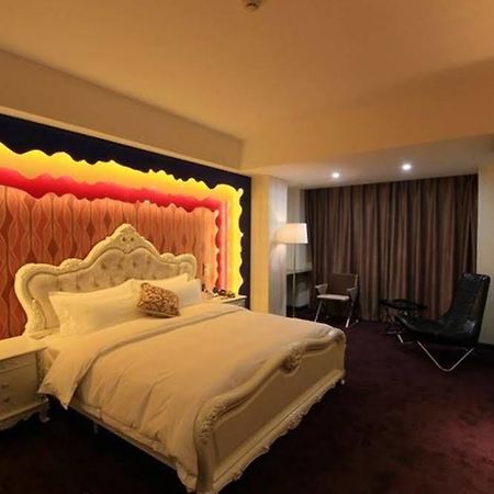 Gucheng  Luoyang Mubin Business Hotel מראה חיצוני תמונה