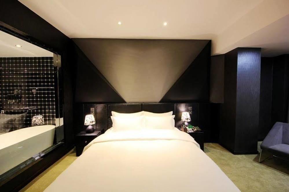 Gucheng  Luoyang Mubin Business Hotel מראה חיצוני תמונה